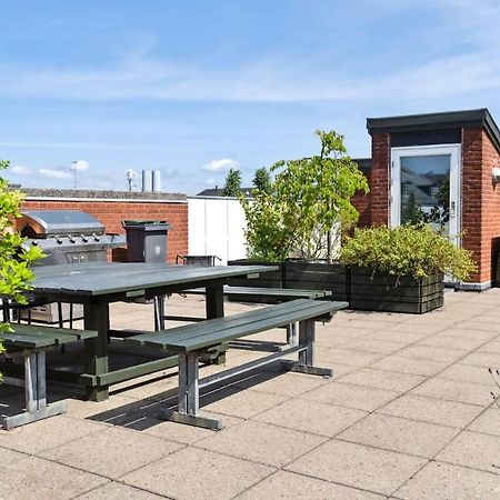 First Row Apartment With Balcony To The Ramparts Copenhaga Exterior foto